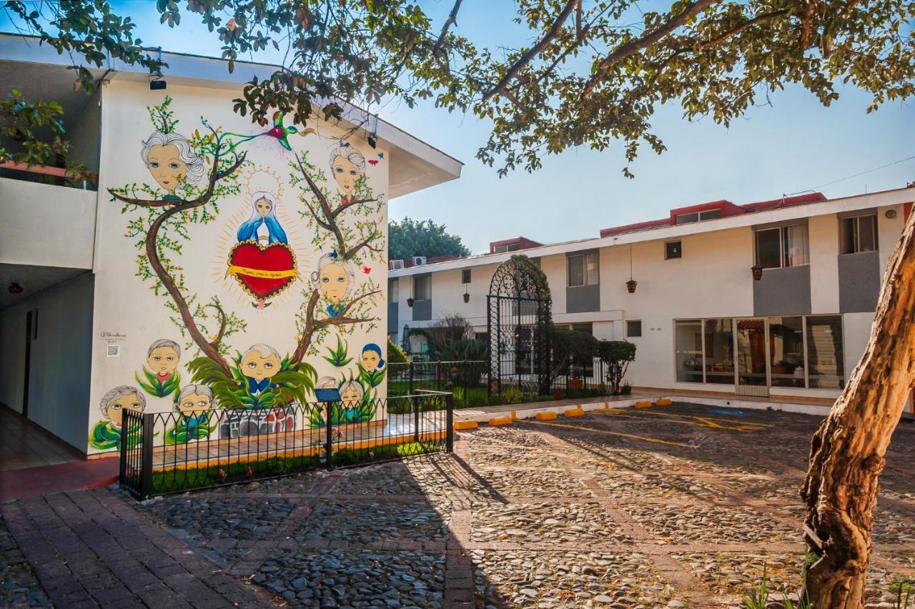 גואדלחארה Hotel Isabel מראה חיצוני תמונה