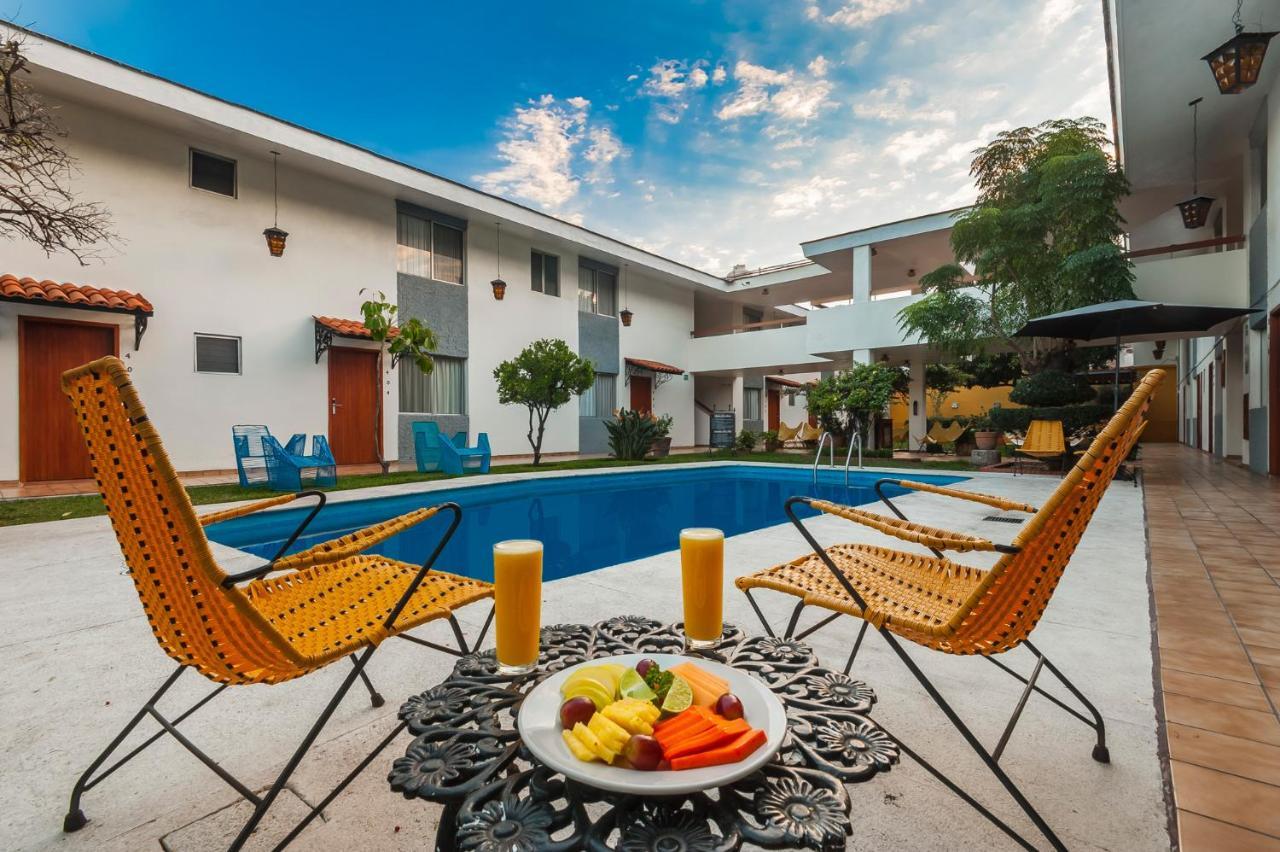 גואדלחארה Hotel Isabel מראה חיצוני תמונה