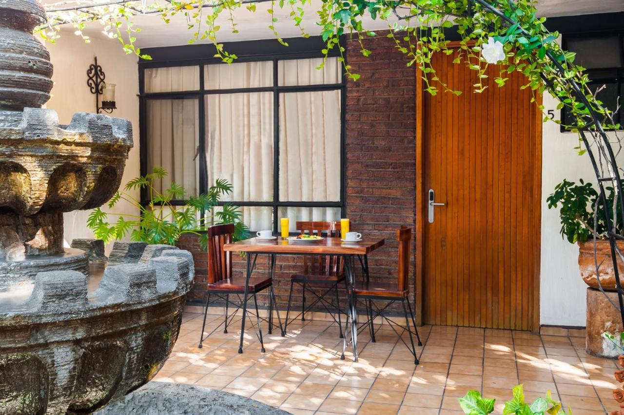 גואדלחארה Hotel Isabel מראה חיצוני תמונה