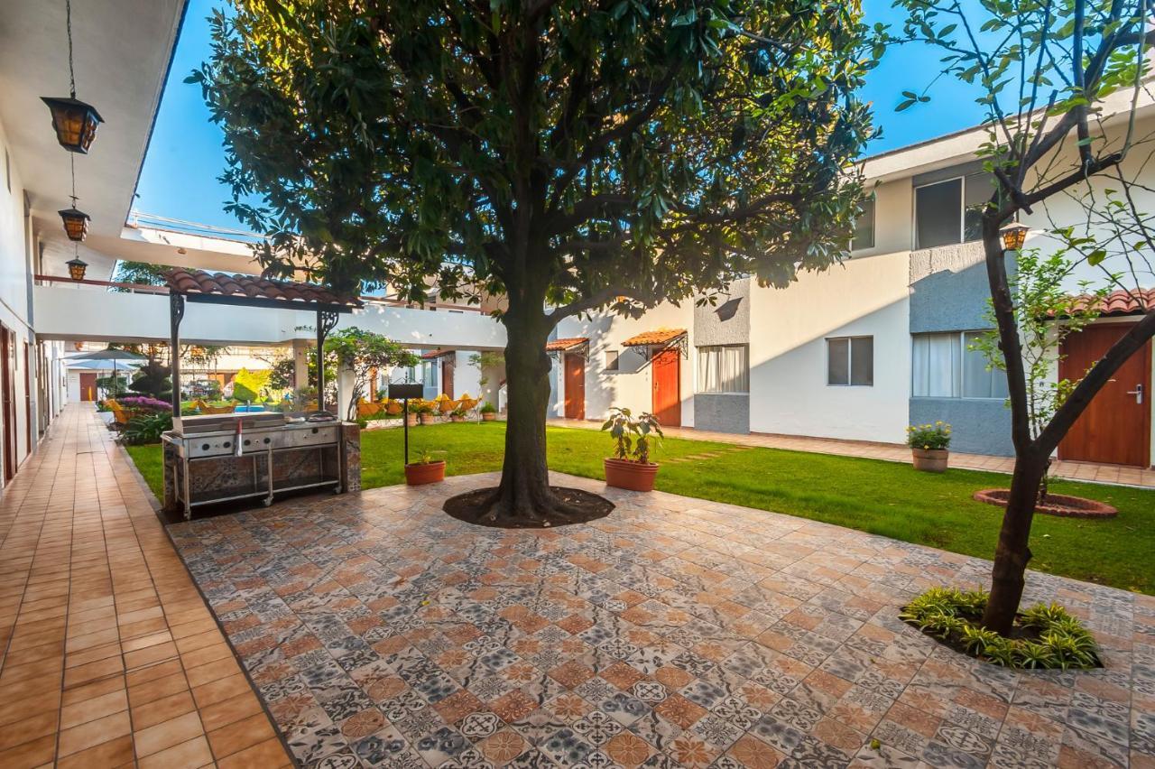 גואדלחארה Hotel Isabel מראה חיצוני תמונה