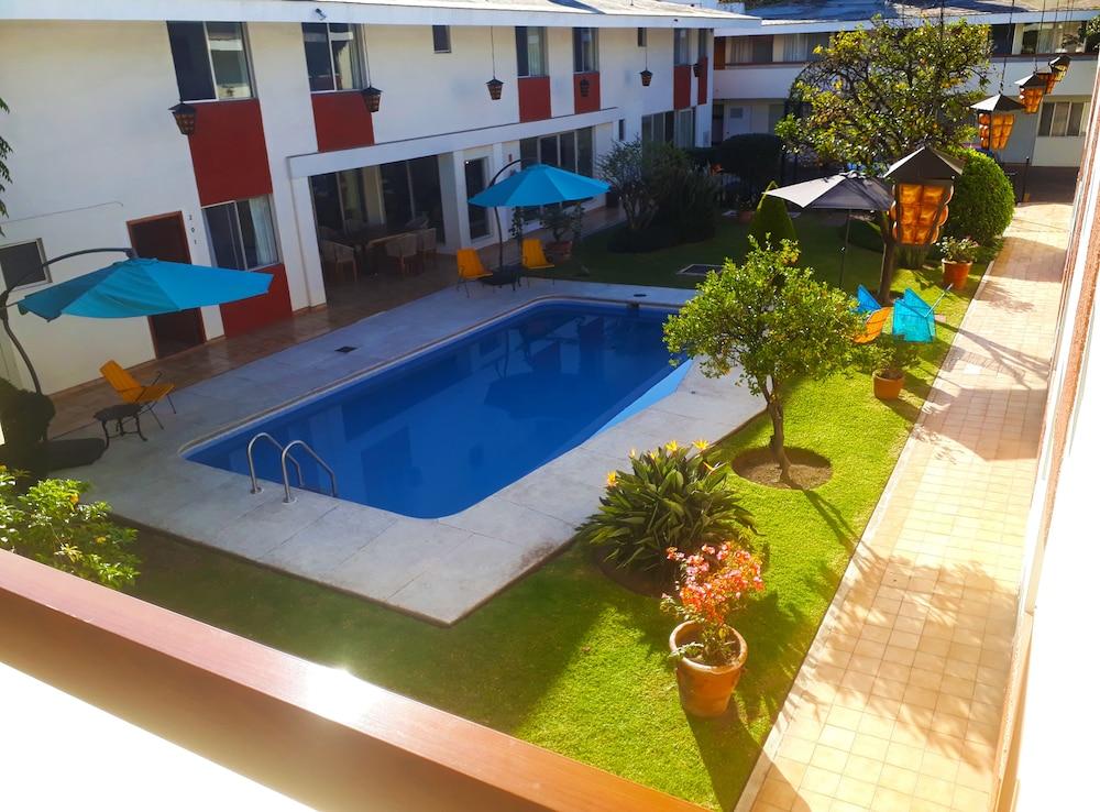 גואדלחארה Hotel Isabel מראה חיצוני תמונה