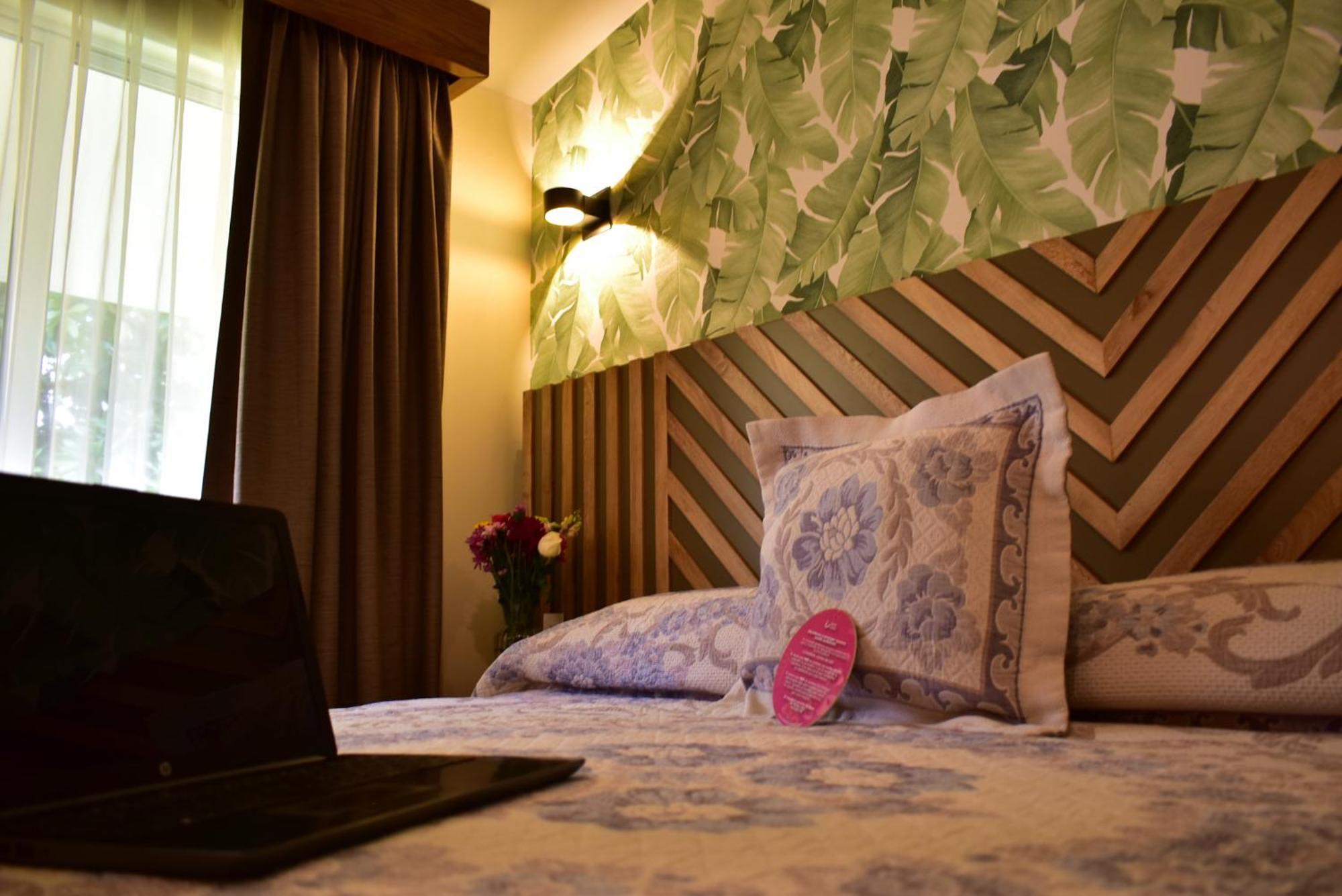 גואדלחארה Hotel Isabel מראה חיצוני תמונה