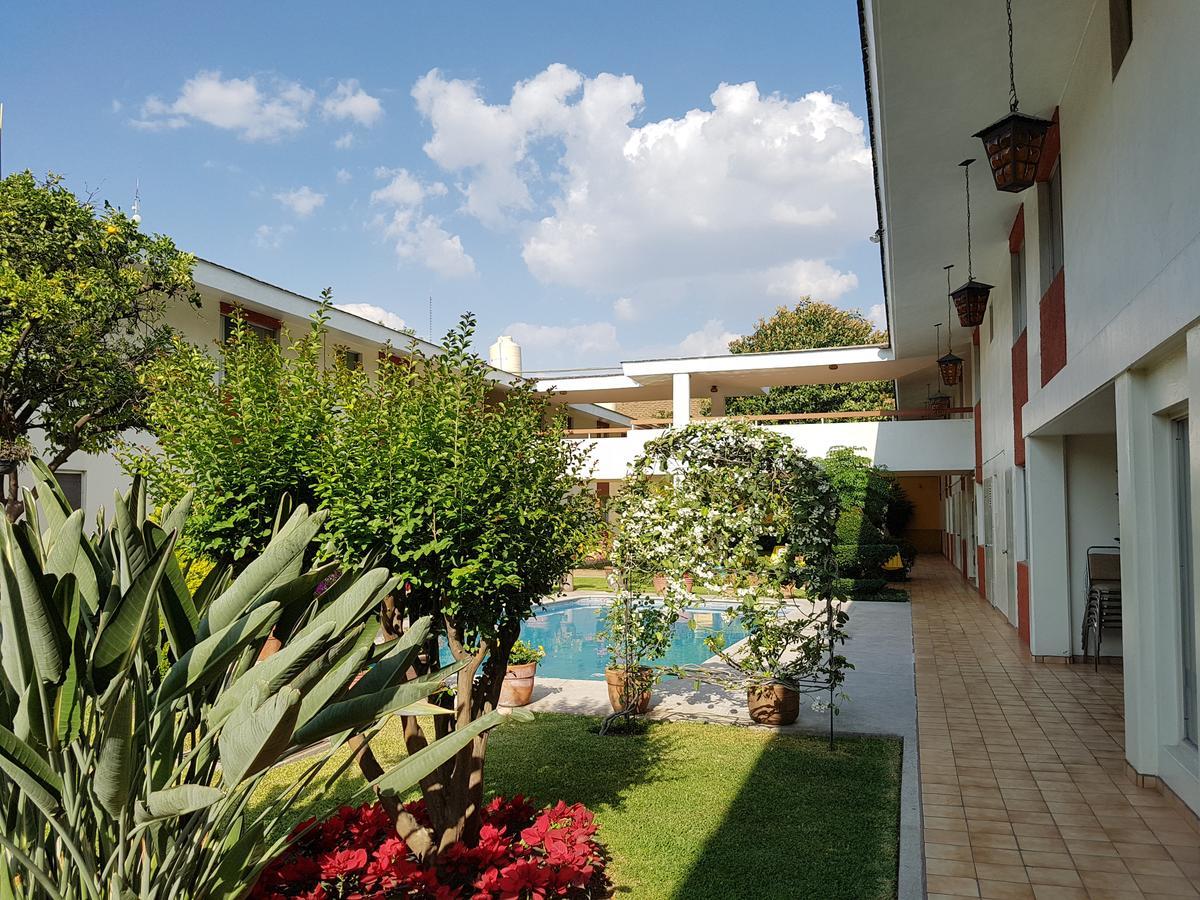 גואדלחארה Hotel Isabel מראה חיצוני תמונה
