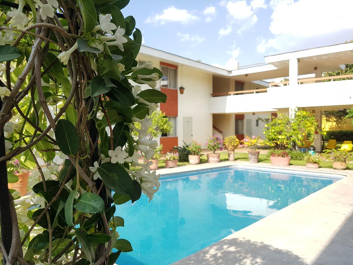 גואדלחארה Hotel Isabel מראה חיצוני תמונה